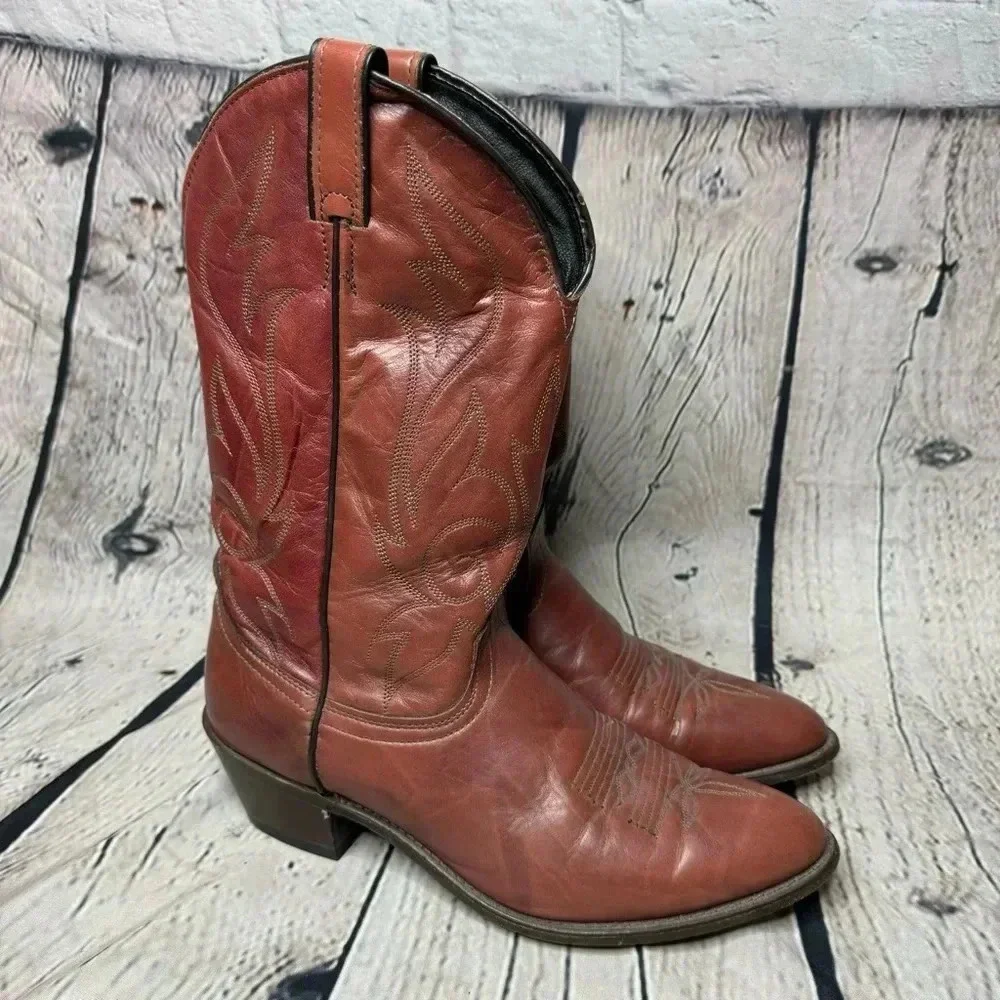 Vintage Laredo Mahogany Leather Cowboy Boots Men’s size 9 EE